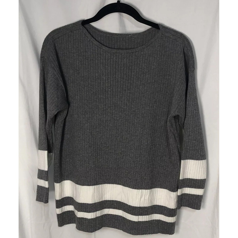 Chicos Zenergy Womens Gray w White Arm Bands Ribbed Knit Long Sleeve Top -Size 1